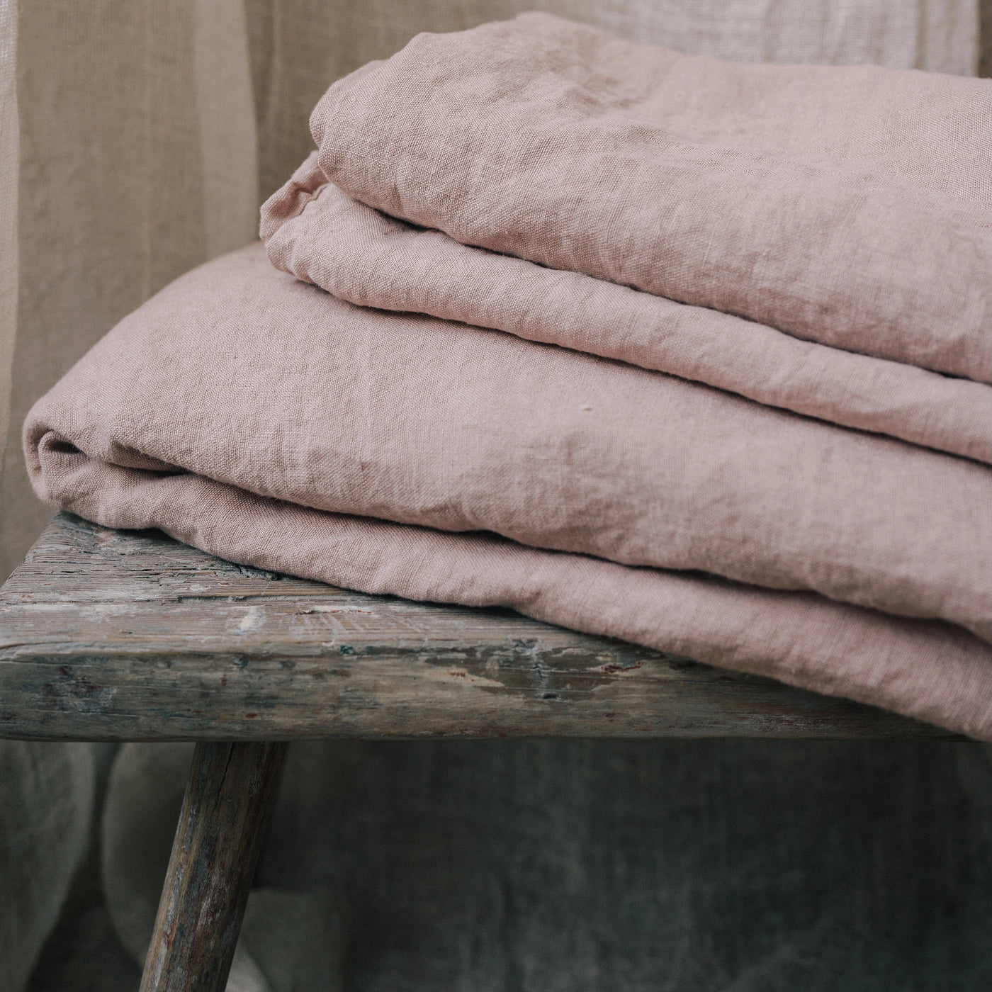 Buy online 100% Pure Linen Fitted Sheet in Coral Tide 6